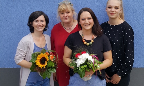Susan Gantze-Pingel, Susanne Werner, Nadine Jahn (alle Waldwichtel) und Clarissa Horn (WoBau) (von links). Foto: WoBau