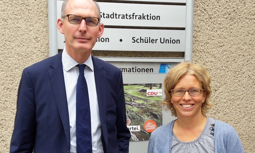 Christoph Plett MdL mit Juliane v. Ilten (Leitung Freiwilligendienste beim LKJ Nds.). Foto: Wahlkreisbüro Christoph Plett