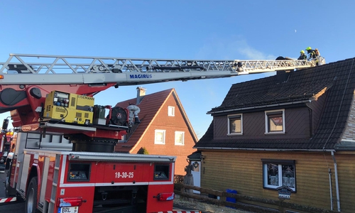 Das Jahr 2020 begann für die Feuerwehr Braunlage mit vielfältigen Einsätzen - wie hier bei einem Schornsteinbrand in den Silberschächten. Fotos: Feuerwehr Braunlage