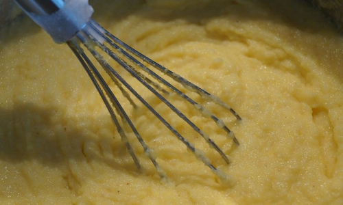 Einheitsbrei, Saumagen oder Kohlroulade? Danach CLUB-Zigaretten? Alles nicht so einfach zum Tag der Deutschen Einheit. Fotos: Pixabay
