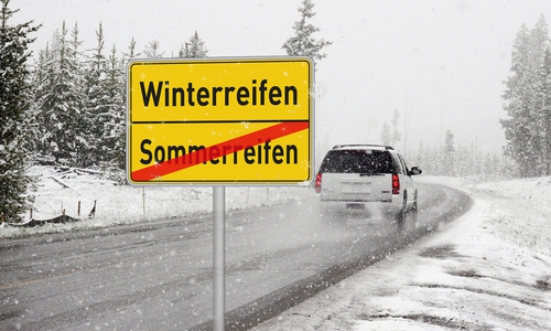 Die Straßen werden glatt, es ist Zeit für Winterreifen. Symbolfoto: pixabay