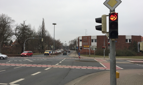 Ein Zweijähriger war am Wochenende auf der Kreuzung an der Dr.-Heinrich-Jasper Straße aufgegriffen worden. Symbolfoto: Anke Donner