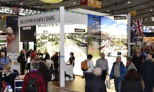 Die Wolfsburg Wirtschaft und Marketing GmbH ist noch bis einschließlich 21. Januar auf der Messe „Caravan – Motor – Touristik“ (CMT) in Stuttgart vertreten und bewirbt dort das Reiseziel Wolfsburg. Foto: WMG