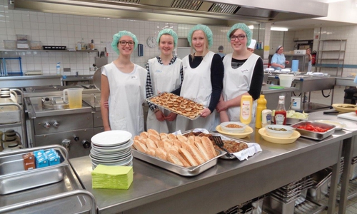 Schüler des Gymnasium Große Schule schnupperten in den Krankenhaus-Ablauf. Foto: Klinikum Wolfenbüttel