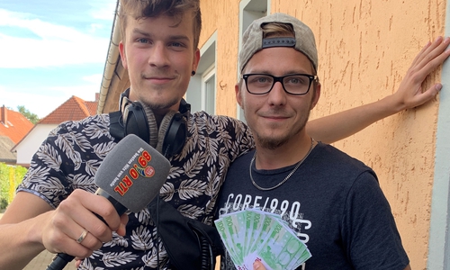 Moderator Erik und Ring-Dong-Gewinner Maurice. Foto: Funkhaus Halle