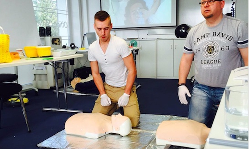 Weiterbildung zum Sanitätshelfer. Foto/Video: Privat