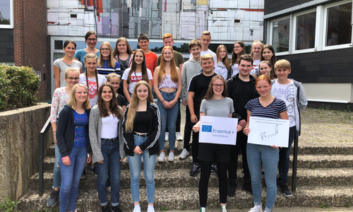 Die Teilnehmer des Projekts "Auf den Spuren der Anderen im eigenen Land".

Foto: Anna-Sophianeum Schöningen