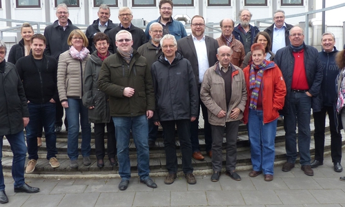 Die Kreistagsfraktionen von SPD und Bündnis 90/Die Grünen beim Dorfrundgang in Neuerkerode. Foto: Privat