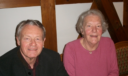 Dr. Manfred Bormann und Rate Stachowiak, die Vorsitzende des Apelnstedter Seniorenbeirates. Foto: privat