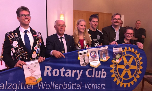 Rotarische Austauschschüler berichten über Gastländer. Foto: Rotary Club Salzg.- Wolfenb.-Vorhz.