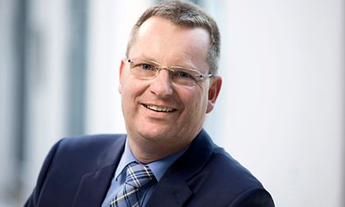 Legt nach fünf Jahren das Amt des IHK-Präsidenten nieder: Olaf Kahle. Foto: IHK Lüneburg-Wolfsburg/Andreas Tamme