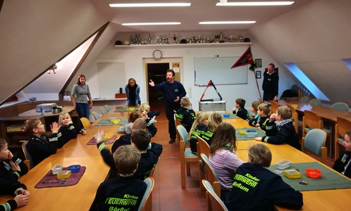 Eifrig machten die Kinder mit. Feuerwehr Börßum 