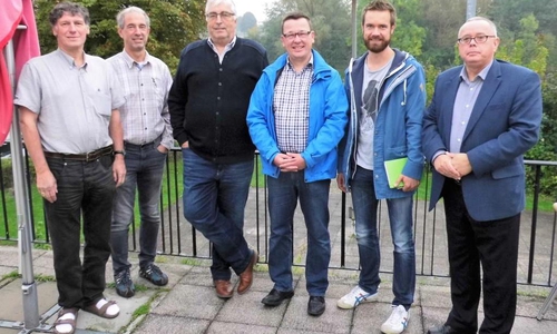 Die Bündnis 90 / Die Grünen-Stadtratsfraktion bei ihrem Besuch am Fümmelsee. Es nahmen teil (v.l.): Reiner Strobach, Detlef Justen (WSV), Rainer Porath (WSV), Jürgen Selke-Witzel, Sascha Poser und Andreas Meißler (WSV). Foto: WSV