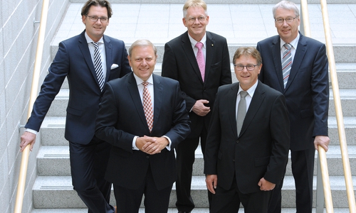 Der Vorstand der neuen Volksbank BraWo (von links): Mark Uhde, Vorstandsvorsitzender Jürgen Brinkmann, Ralf Schierenböken, Michael F. Müller, Gerhard Brunke. Foto: Volksbank BraWo