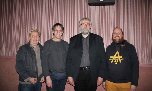 Das Foto zeigt Uwe Geisler, Lutz Seifert, Frank Günther und Heiko Hilmer bei der Filmpremiere in Wolfenbüttel. Foto: Regionale Energie- und KlimaschutzAgentur