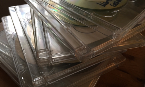 Wer eine unbekannte Disc im Briefkasten hat, besser zur Polizei bringen. Symbolfoto: regionalHeute.de