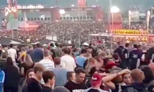 Die Besucher sollen das Gelände verlassen. Foto/Video: Jamie Lodge