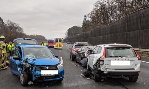 Die verunfallten Autos.
Foto: Feuerwehr Helmstedt