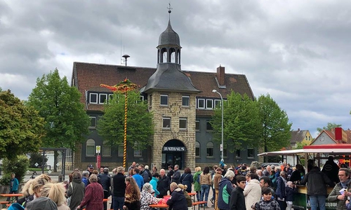 Die Maibaumaufstellung findet bereits zum 6. Mal statt. Foto: privat