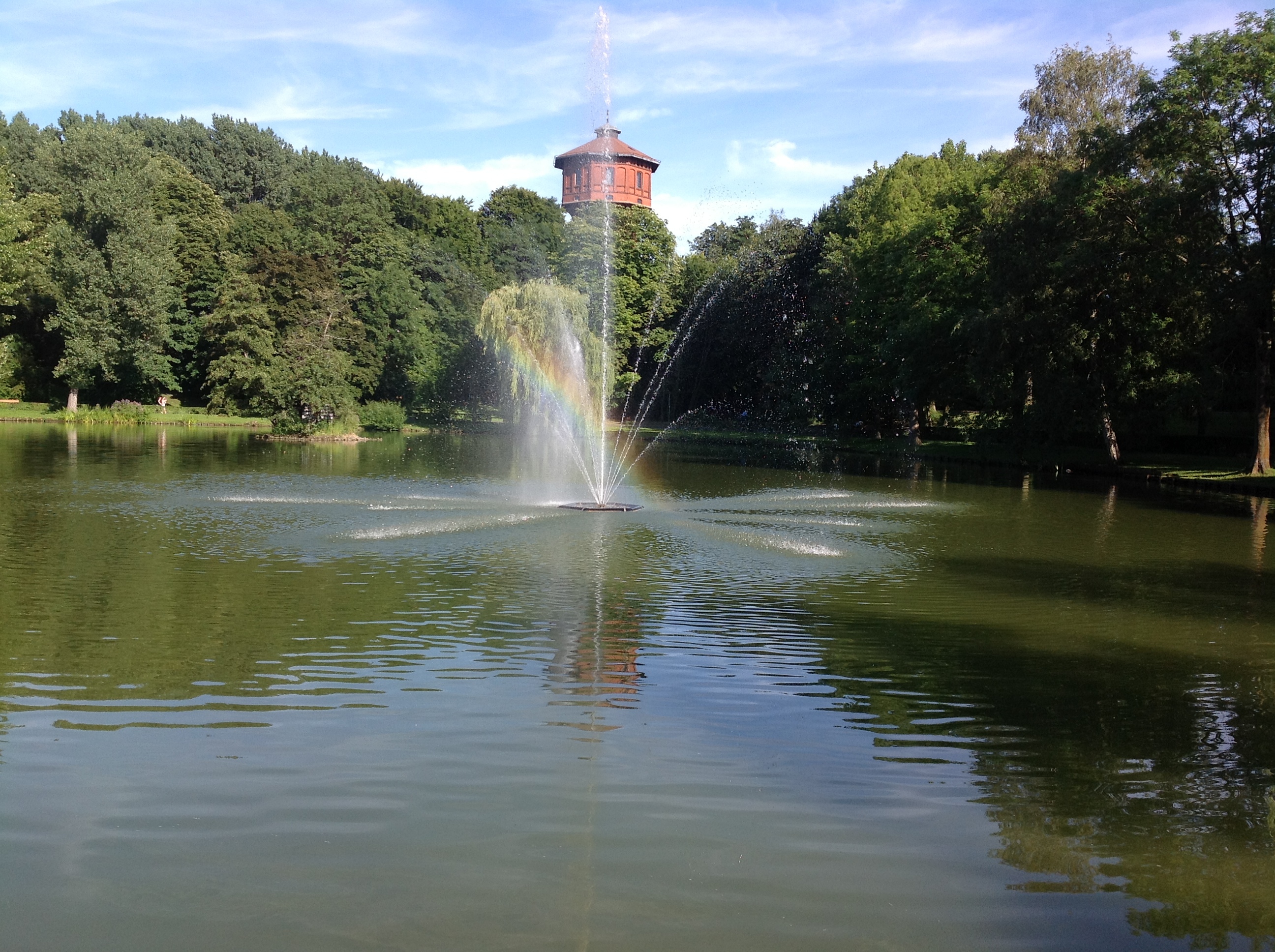 Beliebtes Fotomotiv Der Stadtgraben und seine Fontäne regionalHeute.de