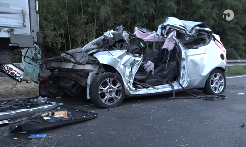 Deborah Blaaß von der  
Autobahnpolizei Braunschweig und Stefan Tietge, Einsatzleiter der Feuerwehr Peine, berichten im Interview über den Einsatz. Video: aktuell24(KR)