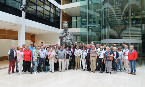 Auf die Gruppe aus den Landkreisen Gifhorn und Peine wartete in Berlin ein umfangreiches Programm. Foto: Hubertus Heil