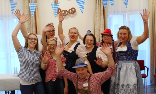  Nicht nur die Bewohner hatten sichtlich Spaß.