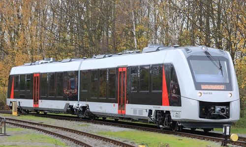  Das heute präsentierte Fahrzeug im Alstom-Werksgelände in Salzgitter.