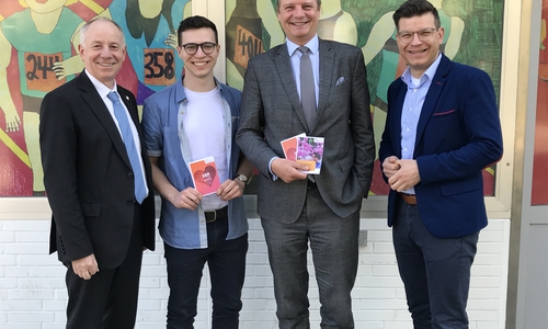 Von links: Rüdiger Becker (Stiftung Neuerkerode), FDP-Europakandidat Max Weitemeier, der Bundestagsabgeordnete Jens Beeck und der Landtagsabgeordnete Björn Försterling trafen sich zum Austausch. Foto: Susanne Schütz