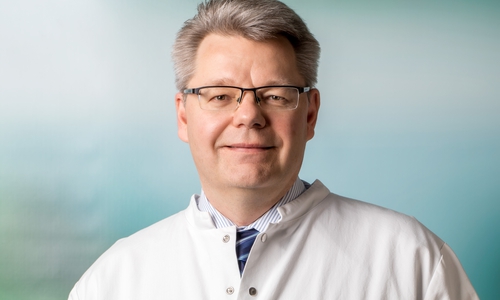 Referent ist Privatdozent (PD) Dr. med. Thomas Wittlinger, Msc, Chefarzt der Medizinischen Klinik I, Kardiologie, Angiologie und Diabetologie der Asklepios Harzkliniken. Foto: Asklepios Harzkliniken GmbH