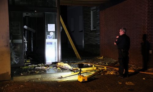 Es ist bereits der dritte Überfall mit gesprengten Geldautomaten in der Region in diesem Jahr. Fotos: Rudolf Karliczek