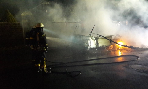 Brandstiftung sei "offensichtlich". Foto: Feuerwehr Wolfenbüttel