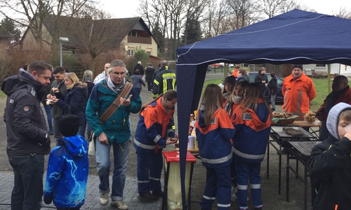 Laut der Organisatoren waren alleine bis 12 Uhr bereits über 300 Spender vor Ort. Fotos: Sandra Zecchino