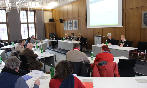 Im jüngsten Sozialausschuss des Landkreises wurden erste Ergebnisse einer Pilotstudie zur Aufnahme und Integration von Geflüchteten im Landkreis Wolfenbüttel vorgestellt. Foto: Marian Hackert