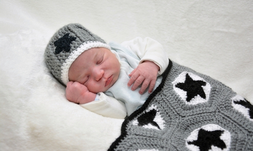 Herzlich Willkommen Elias Abu Hatab. Foto: babysmile24.de