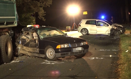 Beide Fahrzeuge mussten mit wirtschaftlichem Totalschaden abgeschleppt werden. Fotos: aktuell24/DC