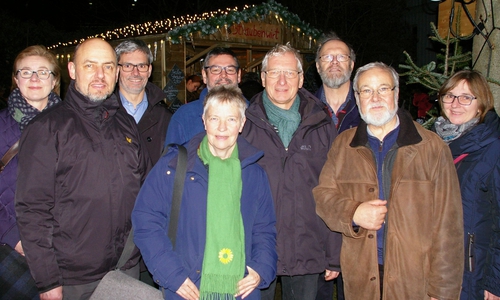 Die Kreistags- und Stadtratsfraktionen der GRÜNEN trafen sich beim Straubenwirt (von links): Ulrike Krause, Dr. Reinhard Gerndt, Stefan Brix, Markus Brix, Christiane Wagner, Holger Barkhau, Ehrhard Dette, Hilmar Nagel, Elke Schmidt. Es fehlen Jürgen Selke-Witzel, Rainer Strohbach. Foto: Bündnis 90/Die Grünen