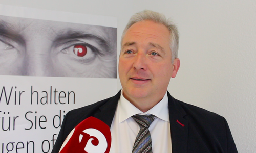 Er bleibt im Landtag: Frank Oesterhelweg. In seiner Rede an Parteifreunde und Wahlhelfer findet er "klare Worte". Foto: Archiv Video: Anke Donner