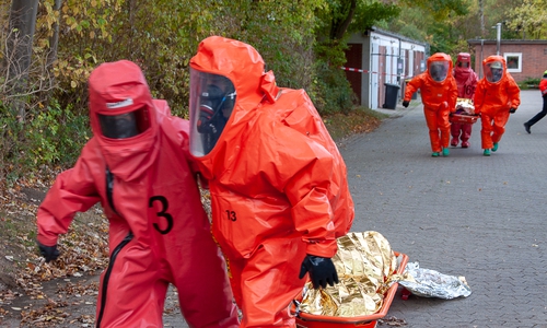 Die körperlichen und psychischen Belastungen eine große Herausforderung für alle Übungsteilnehmer. Fotos: Feuerwehr Braunschweig