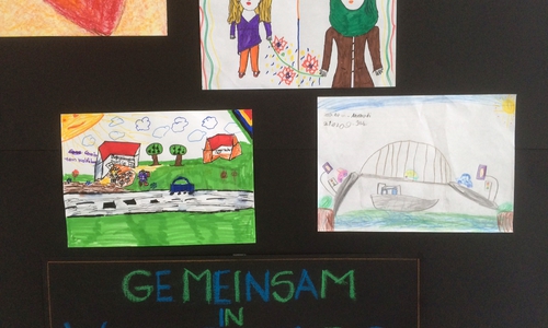 Die Bilder der Kinder werden im Rathaus ausgestellt. Foto: Stadt Wolfsburg