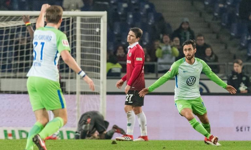 Yunus Malli (re.) bescherte mit seinem Treffer dem VfL den langersehnten und dringend benötigten nächsten Sieg. Foto: imago/Nordphoto