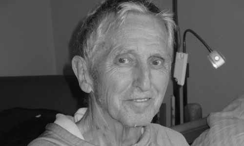 Georg Dierich im Hospiz in Salzgitter Bad, vier Wochen bevor er im Hospiz verstarb. Foto: DLS
                  