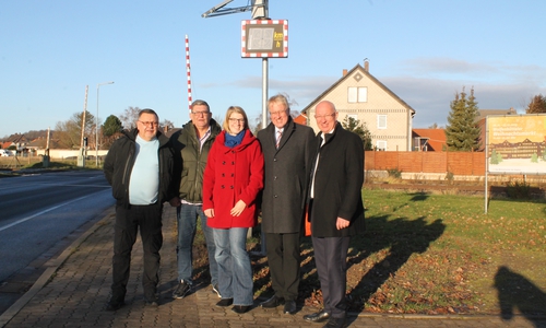 Von links: Ralf Groß, Thomas Rettberg, Christina Balder, Klaus-Martin Jungkurth und Detlev Quidde danken der Stadtverwaltung für die Erfüllung ihres langgehegten Wunsches. Foto: Christina Balder