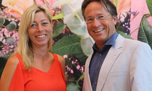  Karina Karger vom Centermanagment und FORUM-Centermanager Sven Hess