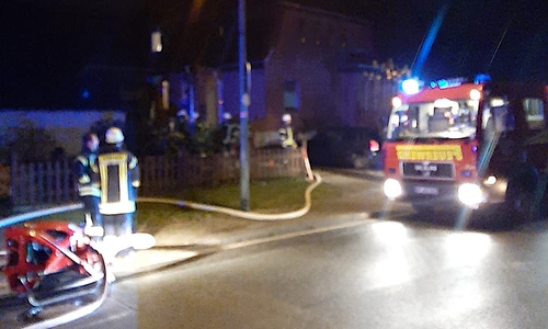 In der Abbenroder Straße in Destedt brannte es. Foto: Tobias Breske