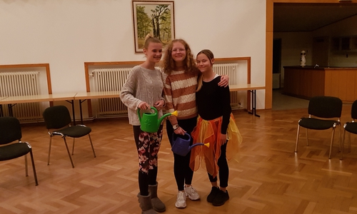 Die Proben gehen in die heiße Phase - am 5. Dezember wird Premiere gefeiert. Foto: Schunterbühne