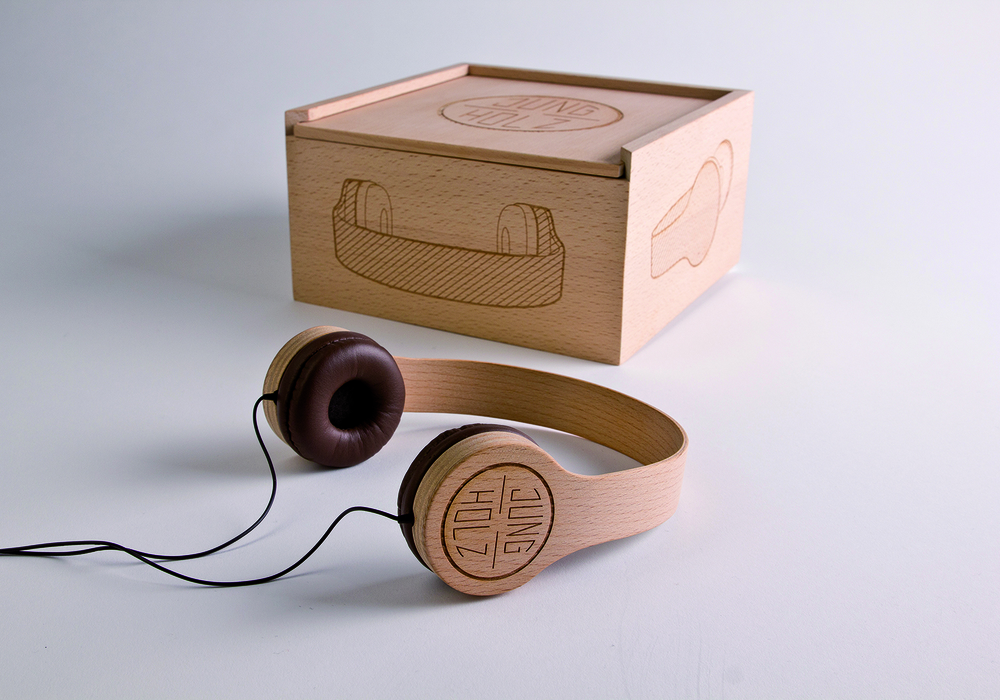 Наушники в подарочной упаковке. Лайфхак для наушников. Упакованные маршалл наушники фото. Как упаковать наушники. Наушники упаковка.