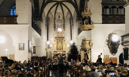 Die Große Schule beging ihren Jahresabschluss mit dem traditionellen ökomenischen Gottesdienst.

Foto: Große Schule