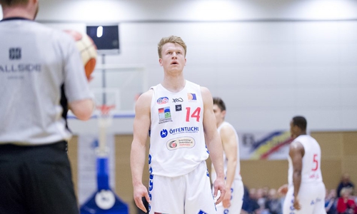 Wichtiger Faktor im Herzöge-Spiel: Flügelspieler Luis Figge. Foto: Reinelt/PresseBlen.de