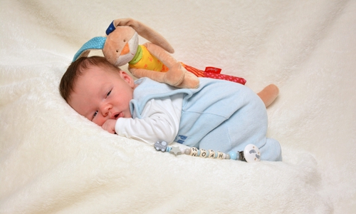 Herzlich Willkommen Noah Joel Matros. Foto: babysmile24.de